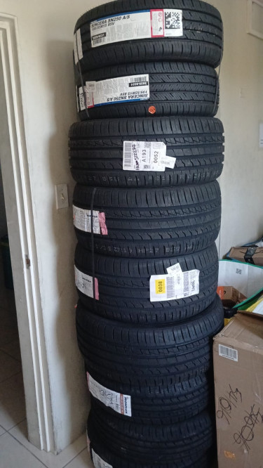 BRAND NEW TYRES!!!!!!!