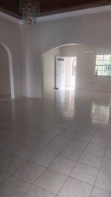 PORTO BELLO 3 BEDROOM 2 BATH $120,000