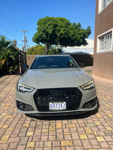 2019 Grey Audi A4