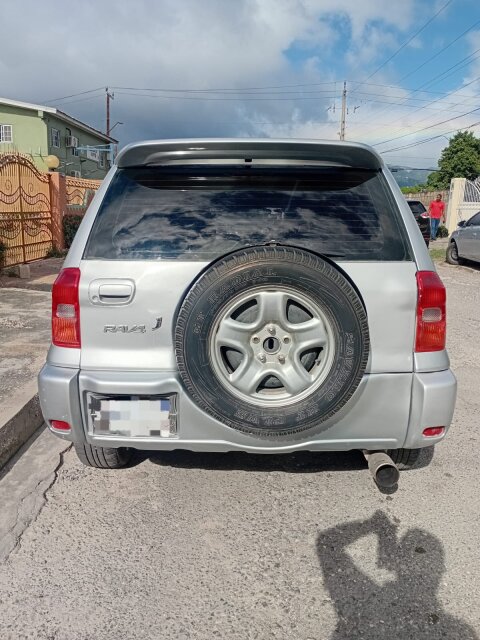 2003 Toyota Rav4 $850K. 8763492969