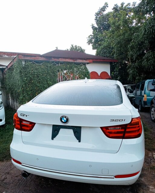 BMW 3 Series 320i Gran Turismo