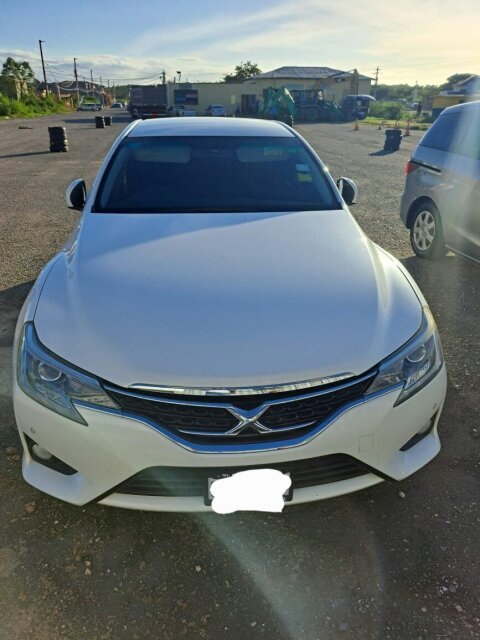 Toyota Mark X 2015