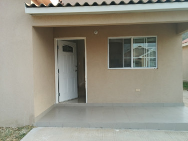 2 Bedroom 1Bath House For Rent