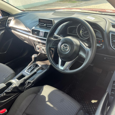 2014 Mazda Axela 