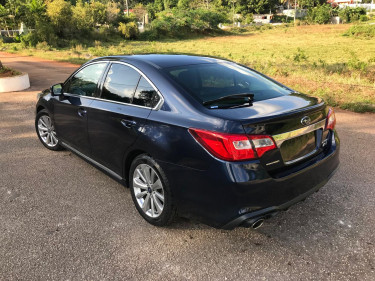 Subaru Legacy B4