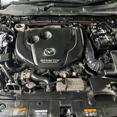 2015 Mazda Atenza