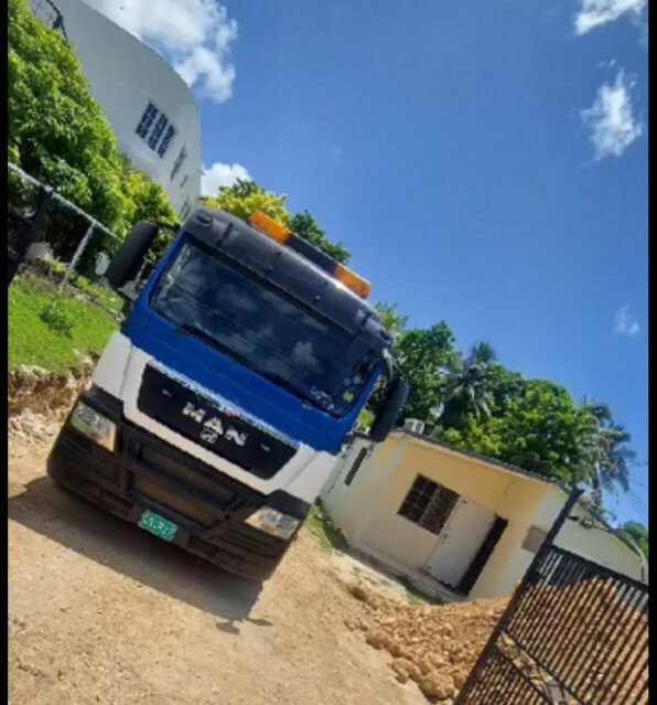 2012 Crane Flatbed Truck