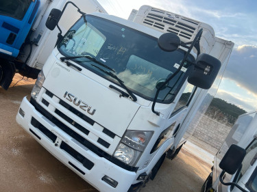 Isuzu Forward Sale Out