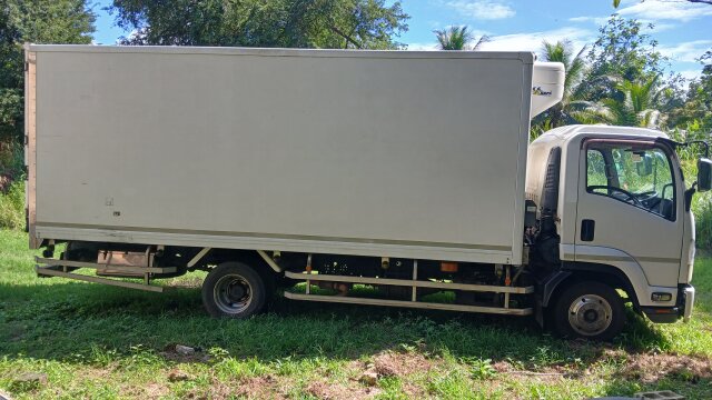 2013 6 Ton Freezer Truck