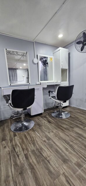 Hairdresser/ Barber Stations For Rent