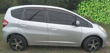 2012 Honda Fit 1.3G (DBA-GE6)