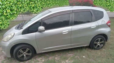 2012 Honda Fit 1.3G (DBA-GE6)