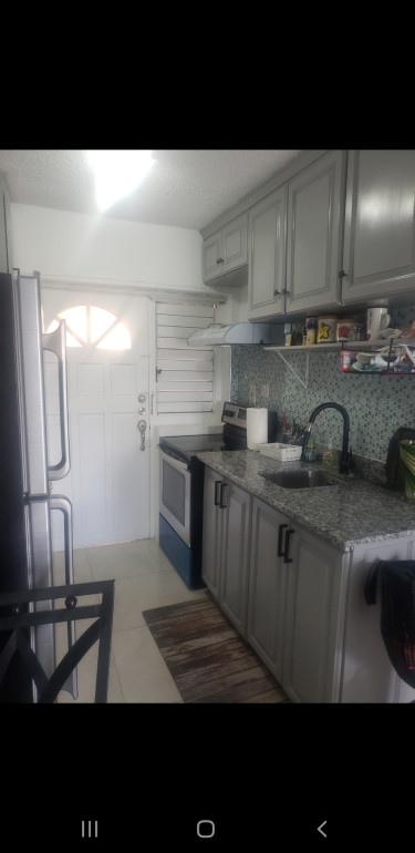 1br, Furnished, Shared Bath+ Kitch.Utilities Incl.