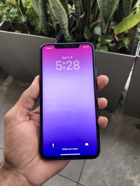 IPhone 11pro Max 64gb