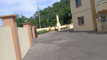 2 Bedroom 2 Bath Apartment In Hopeton, Mandeville