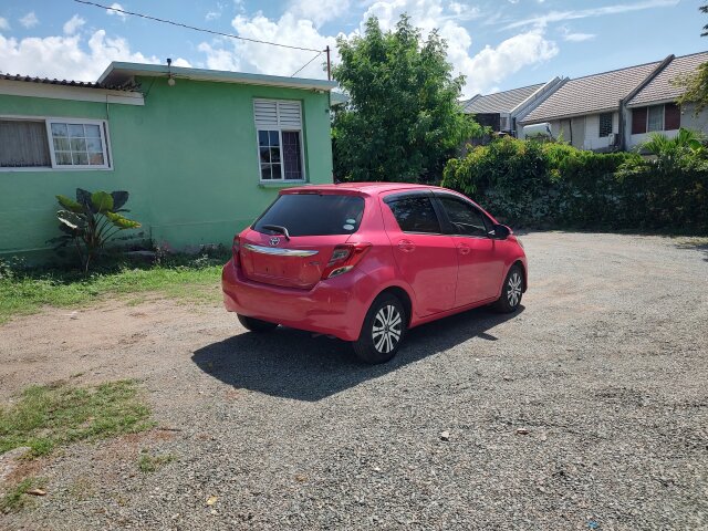 2016 Toyota Vitz