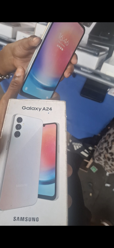 Samsung A24