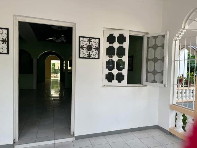 1 Bedroom Self Contained Unit