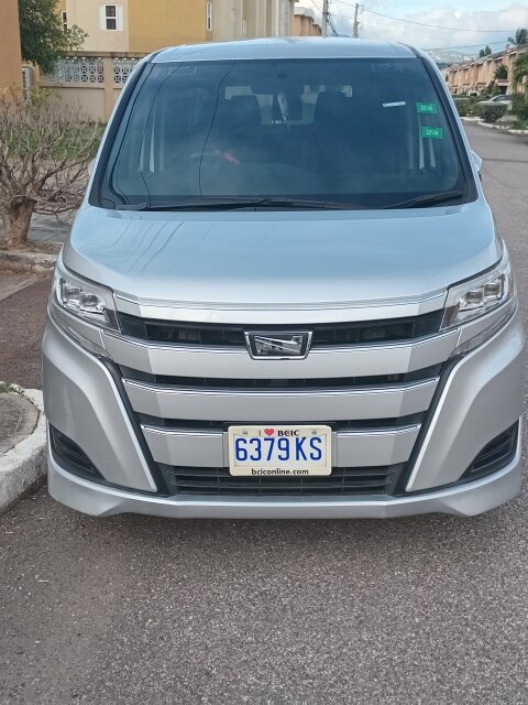 2018 Toyota Noah