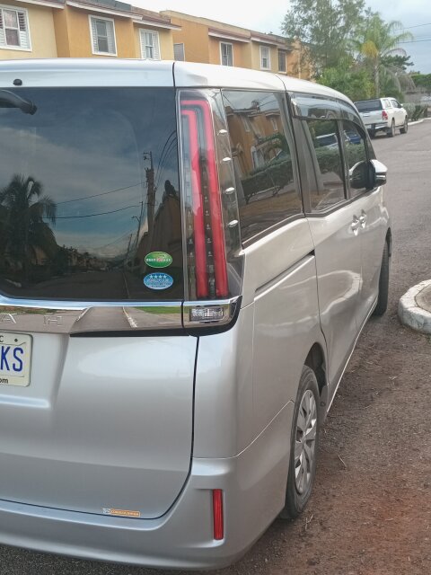 2018 Toyota Noah