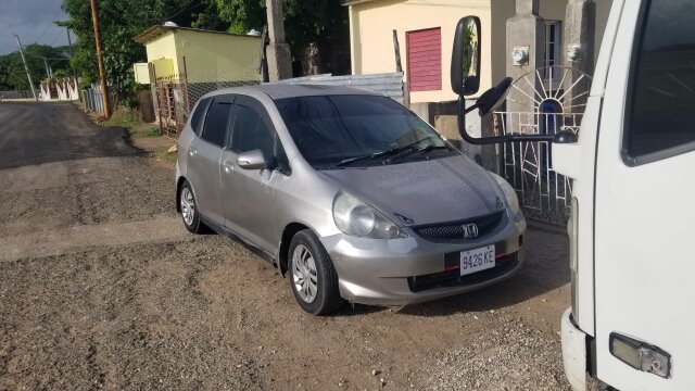 2005 Honda Fit