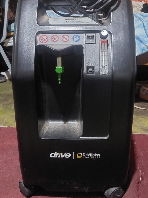 DeVilbiss 5-Liter Oxygen Concentrator – Excellent