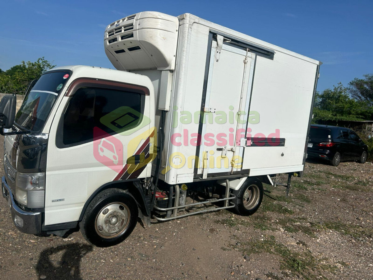 2014 Mitsubishi Fuso