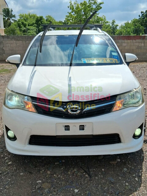 2013 Toyota Corolla Fielder X