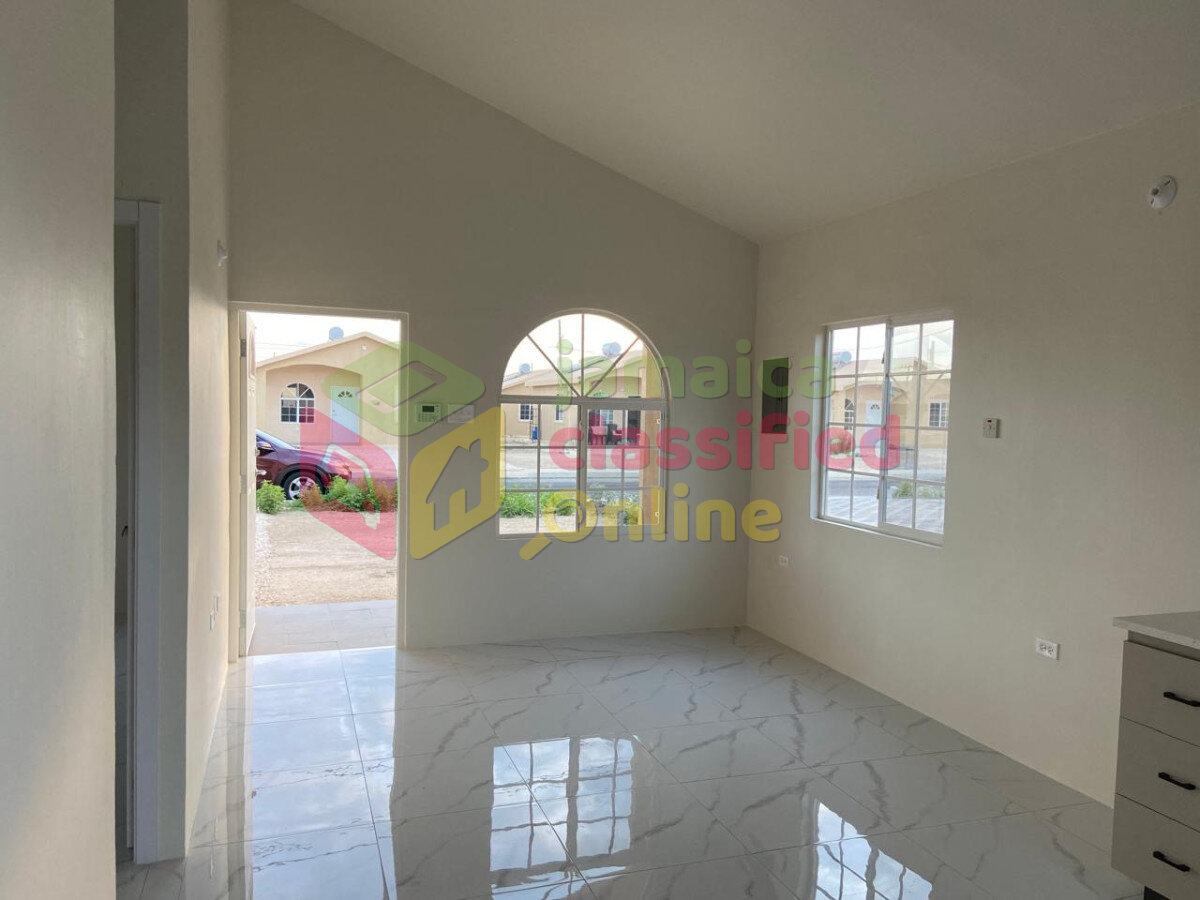 2 Bedroom And 1 Bathroom