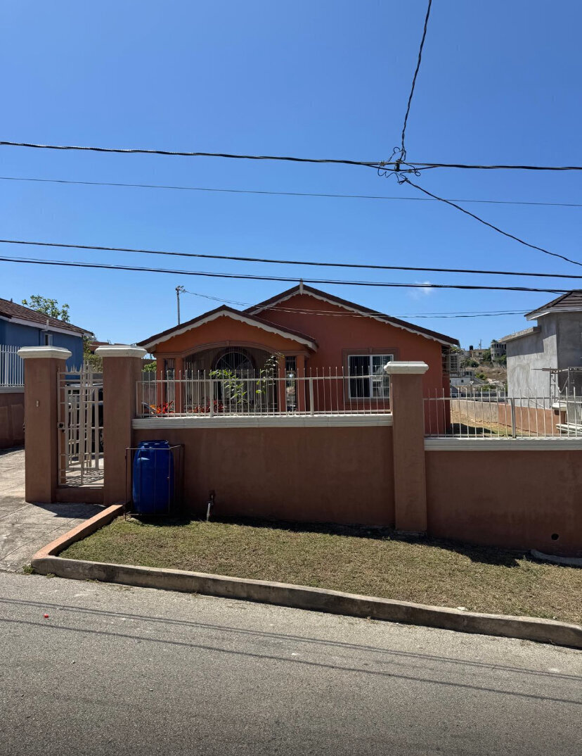2 Bedrooms 1 Bath