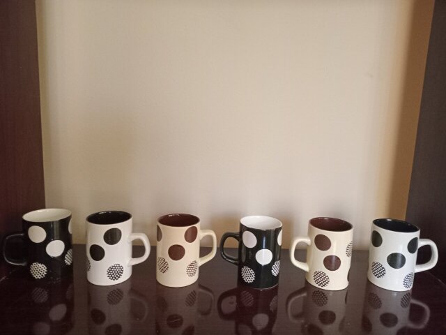 BARGAIN!!! 6 Coffee Cups For $1000
