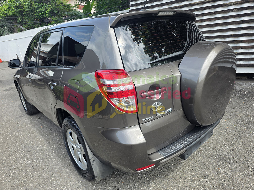 For Sale: 2013 Toyota RAV 4 - 30 Hagley Park Road, Kingston 10