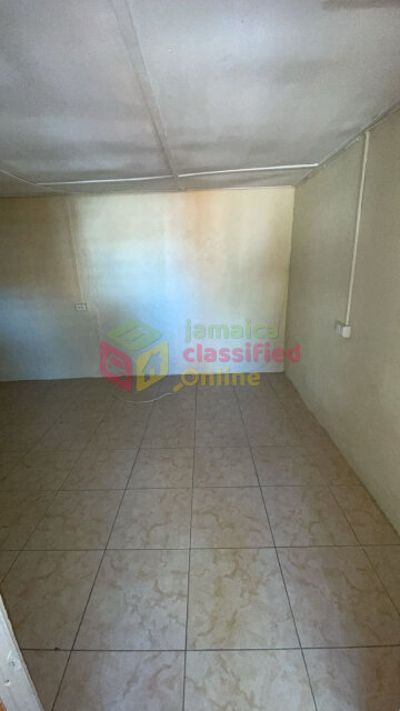 1 Bedroom 1 Bath With Kitchen