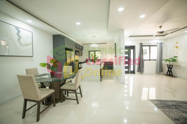 3 Bedrooms Townhouse