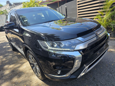 2022 Mitsubishi Outlander 