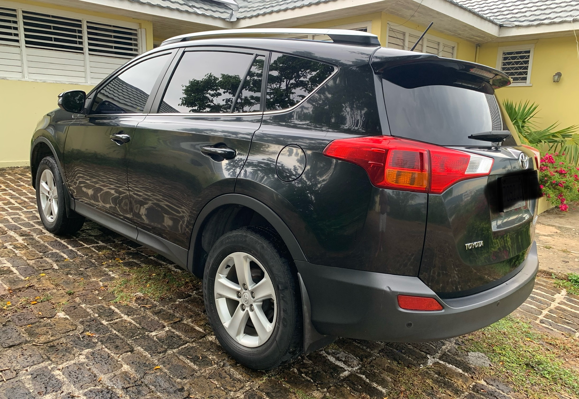 TOYOTA RAV 4 . 4 Wheel Drive