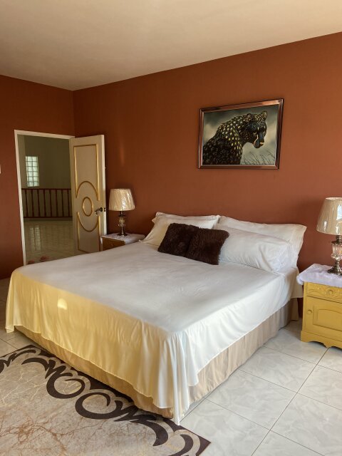 Airbnb One Bedroom With Pool And Living Area