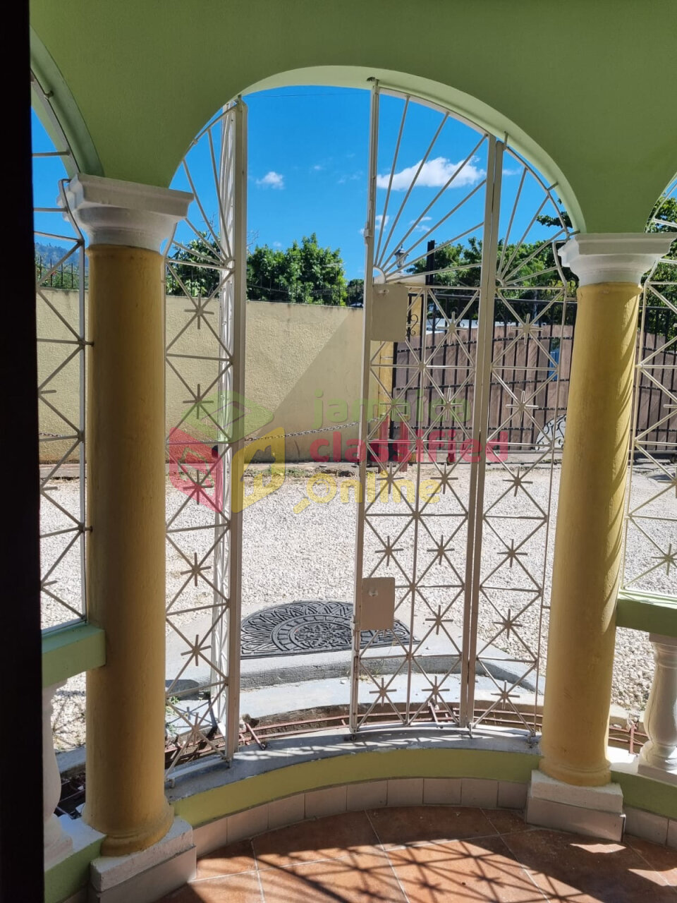 Spacious 2 Bedrooms for Rent in Mona, Kingston