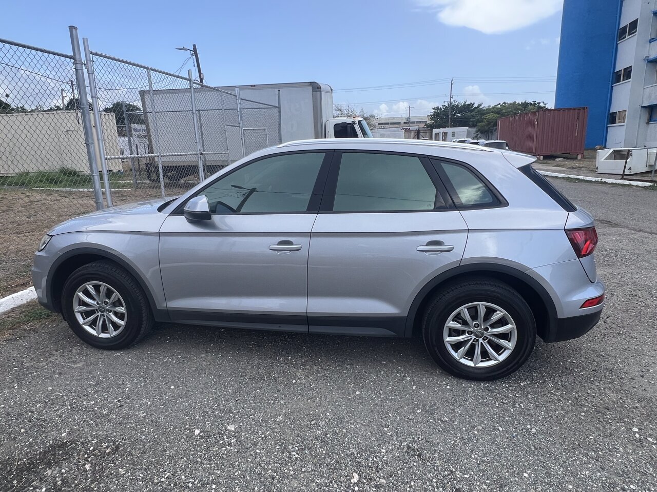 2018 Lady Driven Audi Q5