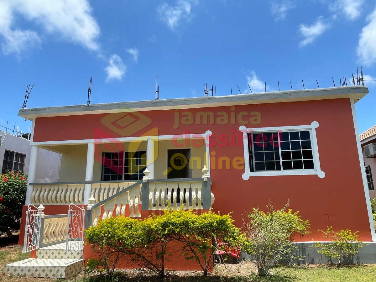 Spacious 3 Bedrooms For Rent In Bellaire Meadows