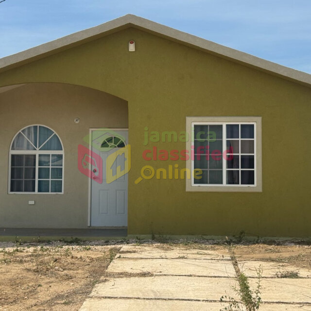Charming 2 Bedrooms Available In Phoenix Village