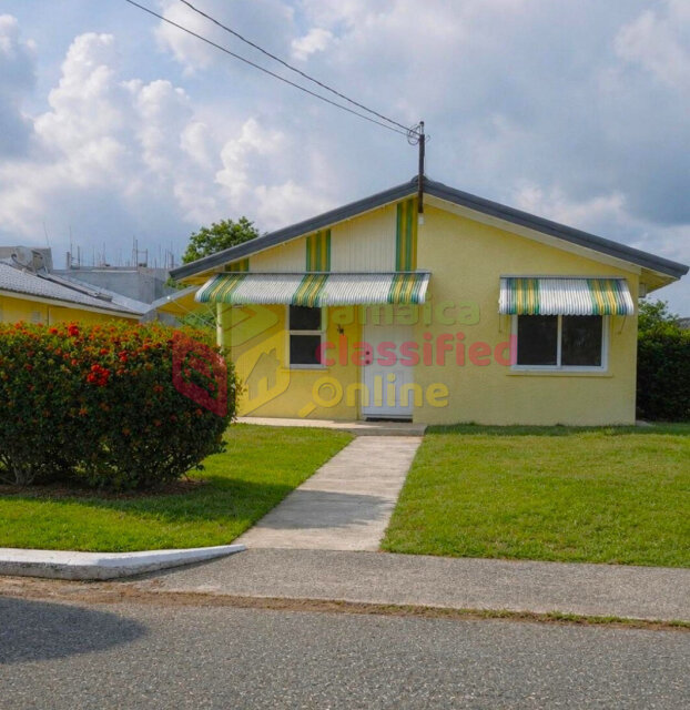 2 Bedrooms 1 Bathroom For RENT In The Aviary