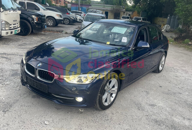 2016 BMW 318I