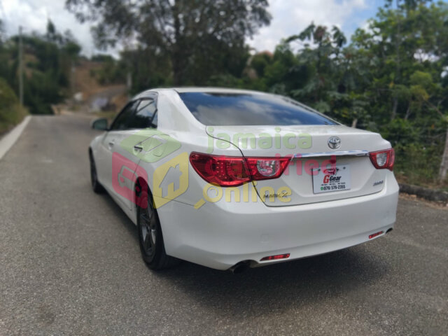 2012 Toyota Mark X