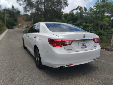 Toyota Mark X 2012
