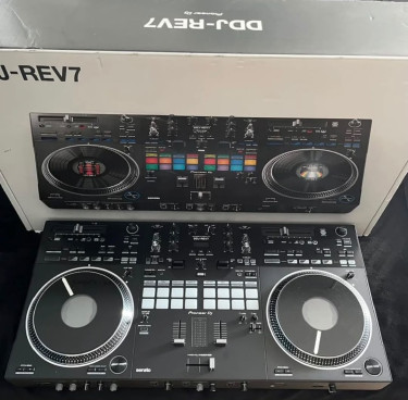 Pioneer XDJ XZ , Pioneer DJ DDJ-REV7/ Pioneer DDJ 