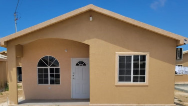 2 Bedrooms House For Rent