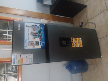 Blackpoint Refrigerator 