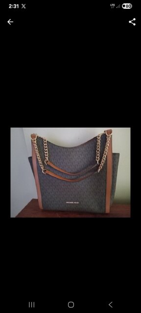 Authentic Michael Kors Bag (Huge Discount!!)