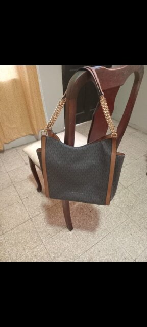 Michael Kors Medium Tote Bag (Huge Discount!!)